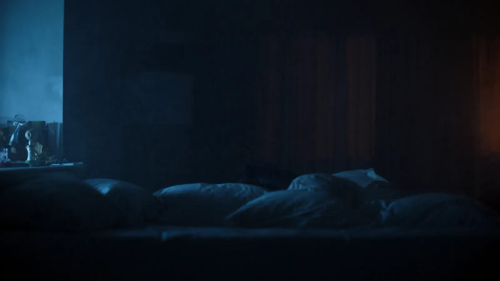 Atmospheric night scene illustrating 6 Best Sounds for Deep Sleep, According to Sleep Research (2026)