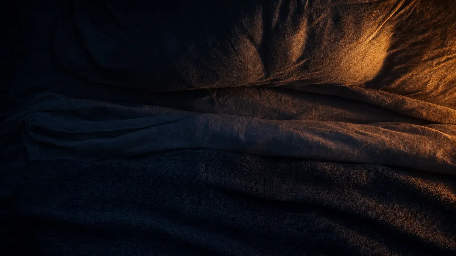 Atmospheric night scene illustrating How to sleep with tinnitus: a bedtime routine you can test
